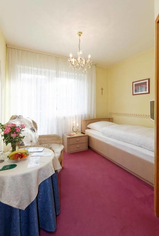 Hotel Garni Regina Gossweinstein Εξωτερικό φωτογραφία